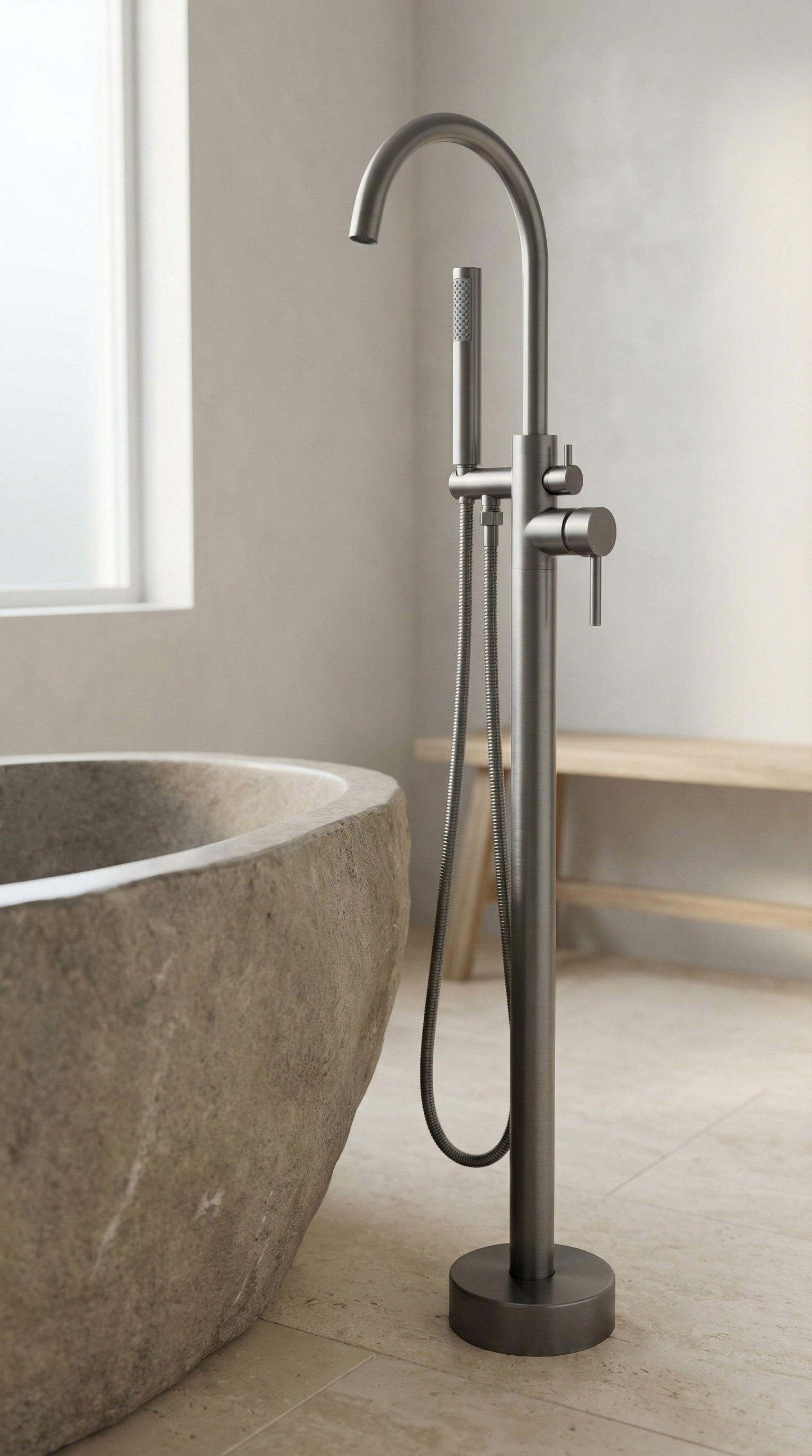 Grifo De Piso Cuello Cisne Mezclador Monocontrol Con Soporte Y Teleducha Acabado Dorado Brillante En Material Bronce Para Tina O Bañera Incluye Tornillos De Fijación Y Par De Acoples Flexometálicos
